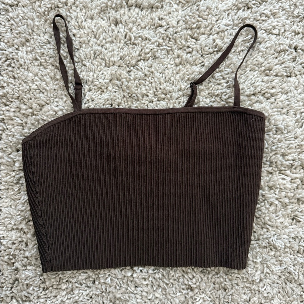 Aritzia Babaton Sculpt Knit Cami Crop Size M